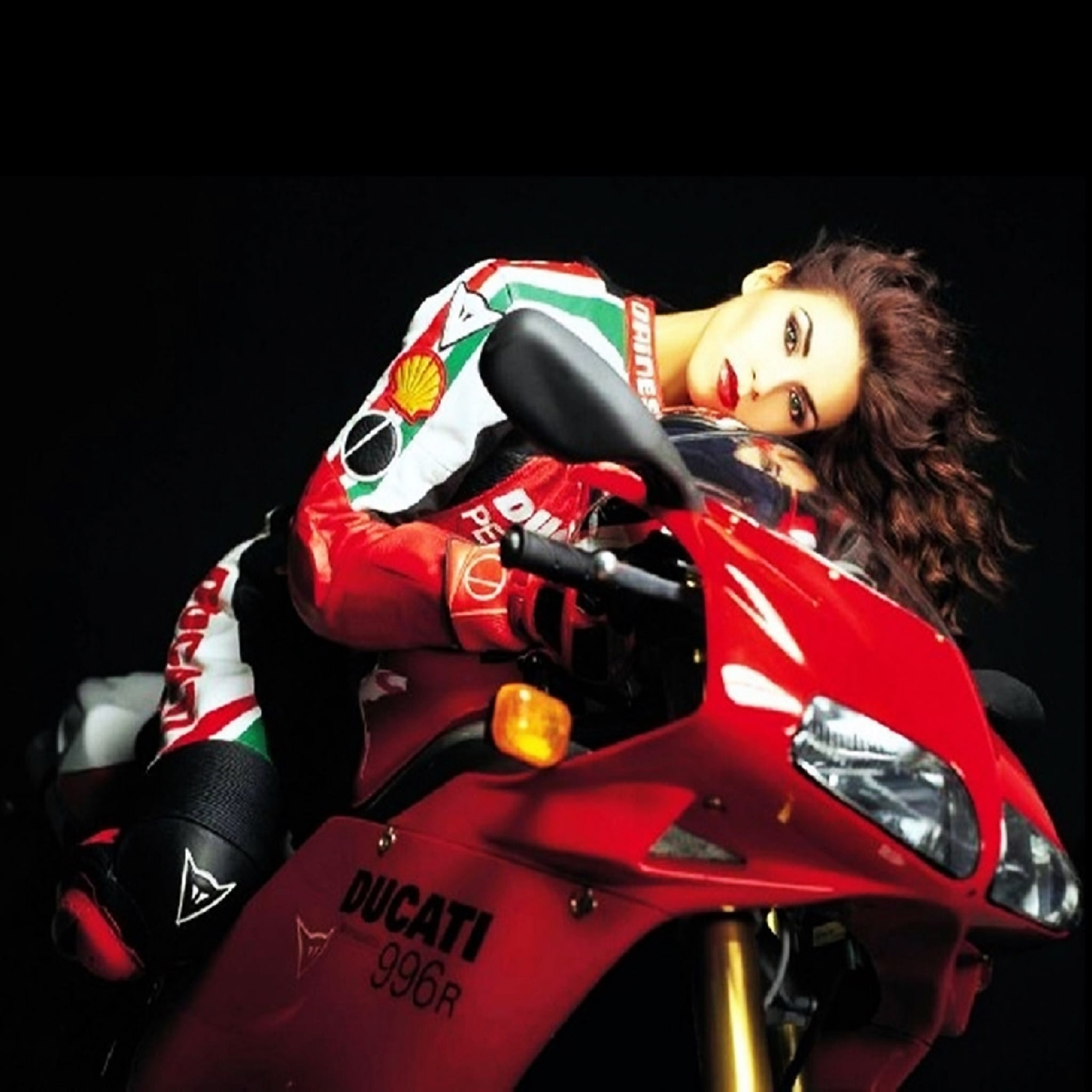 2001 Ducati 996R - model
