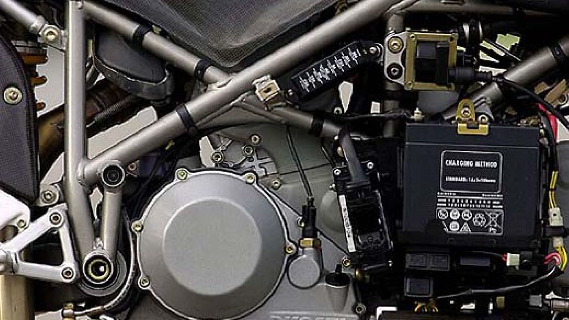 Engine - right side