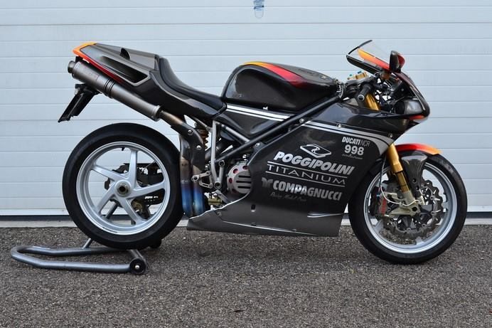 Ducati 996R bike 0001