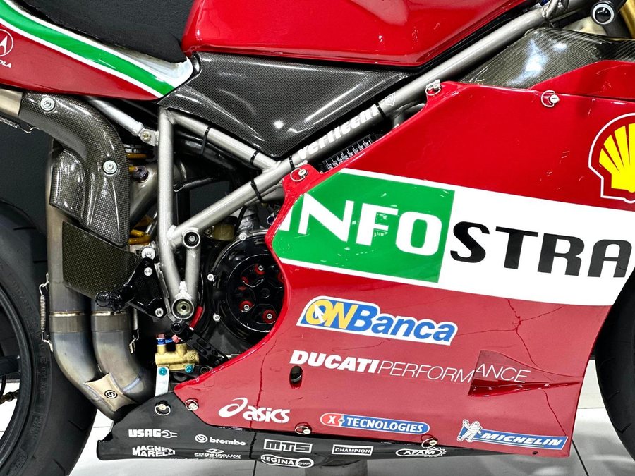 Ducati 996R bike 0008
