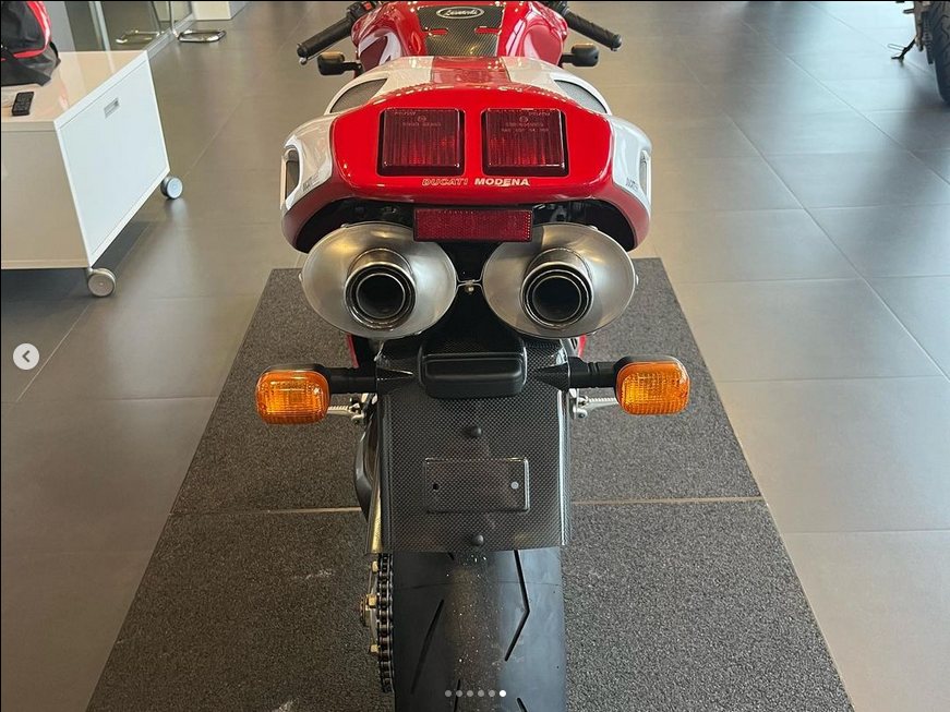 Ducati 996R bike 0161