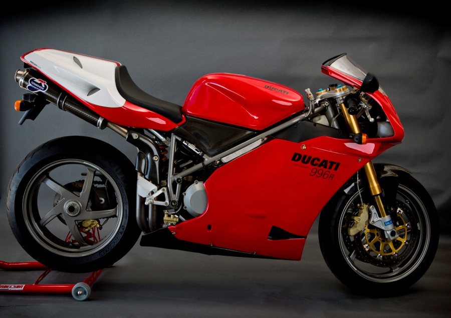 Ducati 996R bike 0245