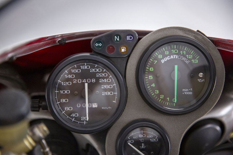 Ducati 996R bike 0286