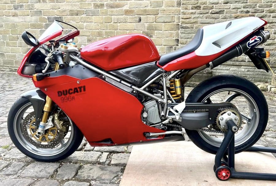 Ducati 996R bike 0323