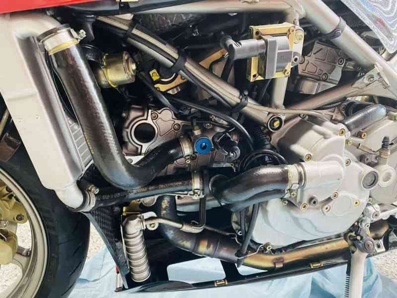 Ducati 996R bike 0336
