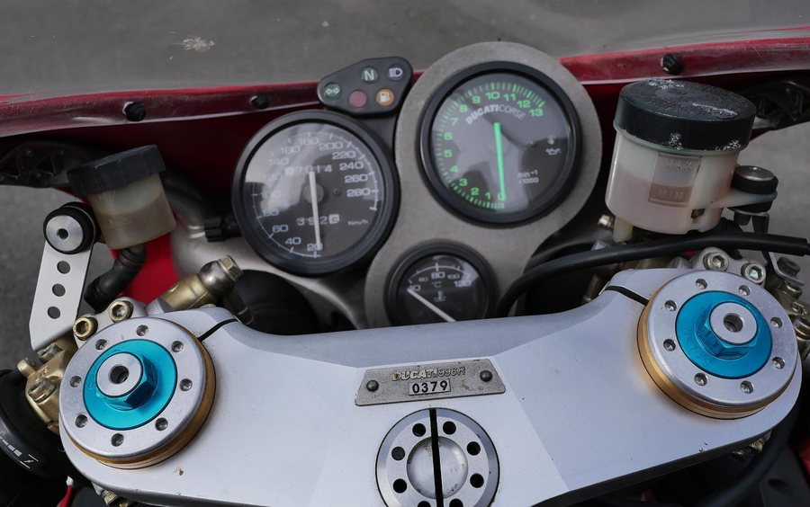 Ducati 996R bike 0379
